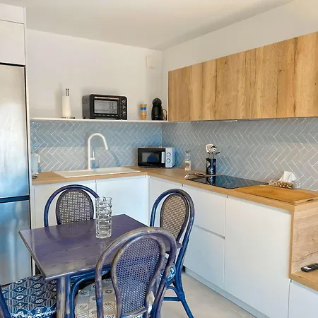 Renove Avec Terrasse Et Climatisation A Port - Fr-1-868-16 Grimaud